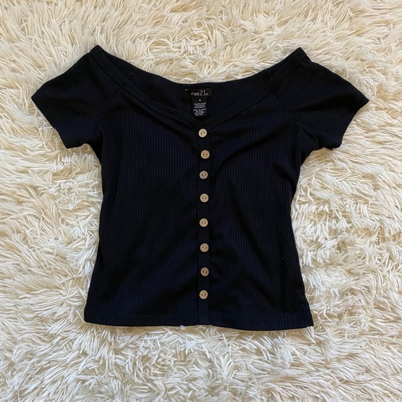 Ribbed Button Top - Picture 1 of 3